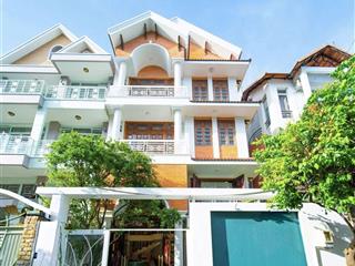 Chính chủ cho thuê villa ngay phan xích long phường 2 quận phú nhuận