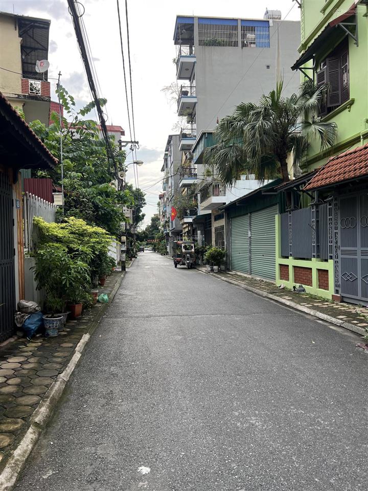 Bán 73m2 đất cửu việt xe 7 chỗ tận đất, giá đầu tư chỉ 135tr/m2 gần đường thành trung