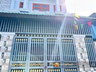 Chính chủ bán nhà sổ hồng riêng 1 trệt 1 lầu  diện tích 80m2  sát chợ dĩ an 1/đang cho thuê 8tr