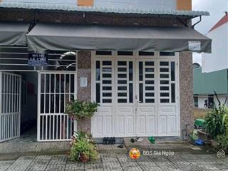 Bán căn nhà gác lửng và 4 phòng trọ 150m2(5x30) đang cho thuê 9tr/ th chánh phú hoà bến cát