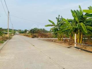 Bán nhanh lô đất đẹp trung tâm phú quốc, cách biển 300m, sổ hồng sang tay