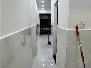 Hẻm xe tải 5m quay đầu sát mặt tiền 2 tầng  giáp tân bình  lê trọng tấn  tân phú  giá 2.75tỷ