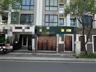 Nhà villa hà đô  118 đường  3/2, p12, quận 10