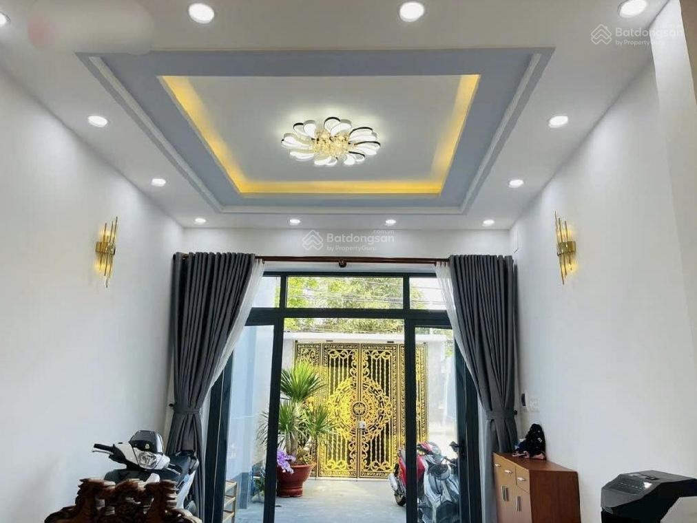 Nhà 3 tầng mặt tiền đường số, tt linh tây  kha vạn cân  phạm văn đồng, 4pn 4wc, sân ô tô, 10,8 tỷ