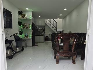 Bán nhà hẻm xe hơi đỗ cửa nguyễn sơn, tân phú, 36m2, 2 tầng, 2pn, tặng full nội thất, nhỉnh 3 tỷ
