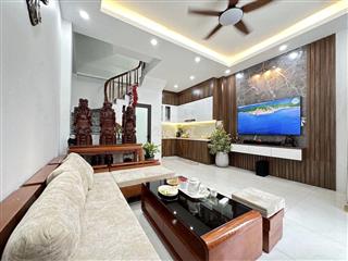 Giảm chào! láng hạ, nhà đẹp, ngõ thông, thoáng, kd, full nội thất. 39m2*5t