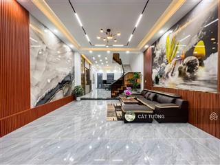 Ở ngay! lô góc xã đàn, gần ô tô, ngõ ba gác tránh, 3 thoáng, mới đẹp