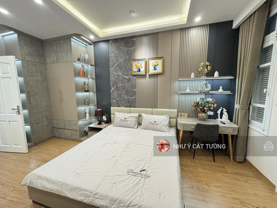 "cực shock! thái thịnh, lô góc, gần phố, ngõ nông, 25m ô tô tránh "