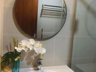 Chính chủ cần tiền bán gấp căn 3pn  103m2 nội thất đầy đủ