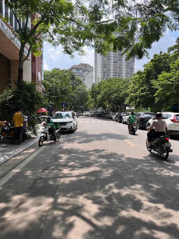 Siêu phẩm duy nhất mặt phố hòa mã 10 tầng thang máy nội thất 5 sao