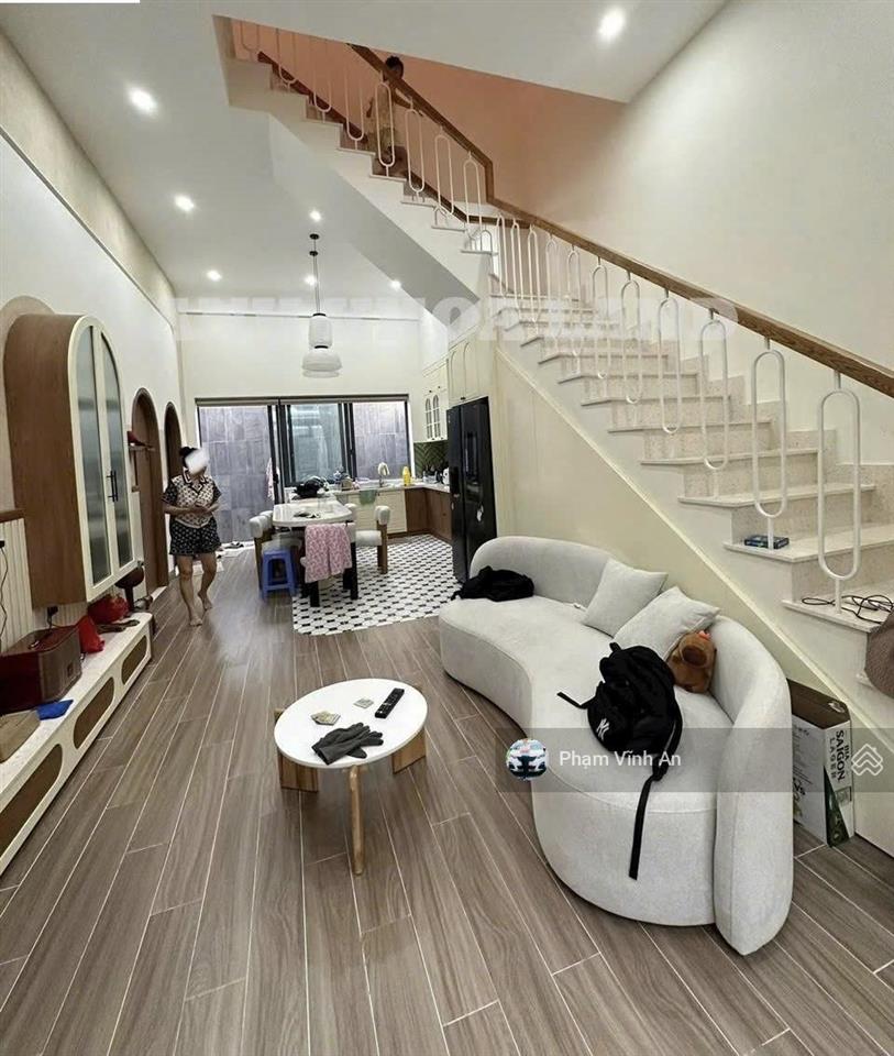 Siêu phẩm tam phú ngay sun view 2 tầng kiên cố 3pn khép kín 100m2 ngang khủng gần 8m