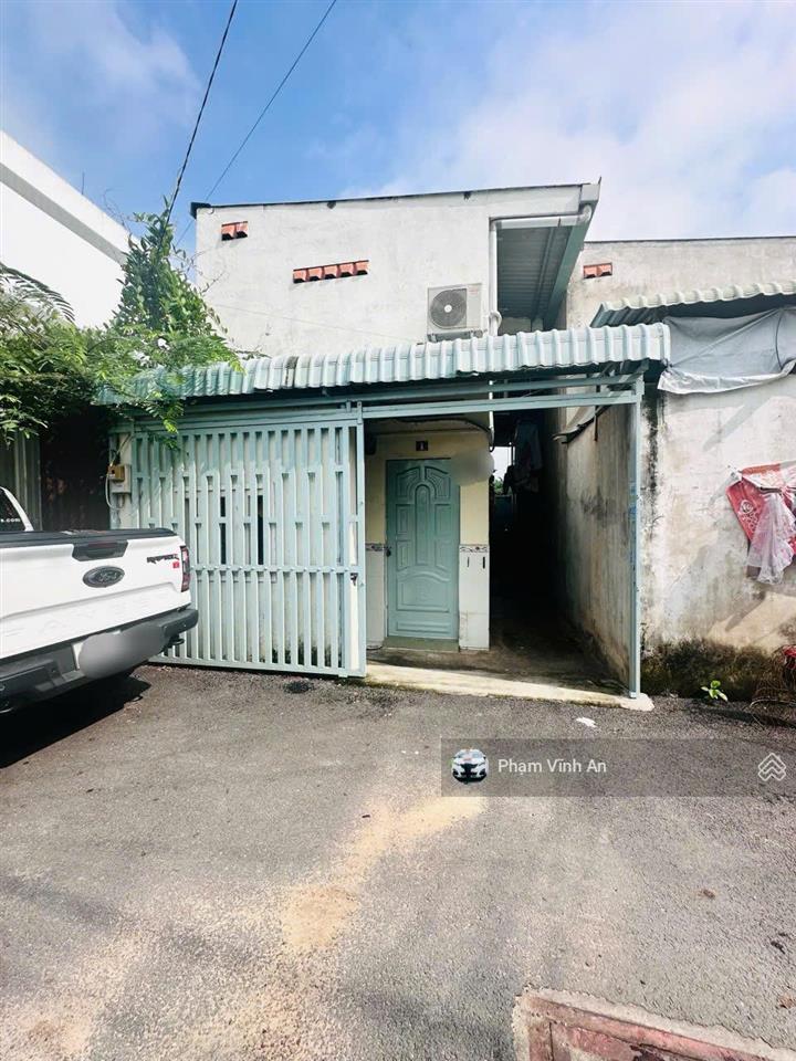 Giảm 300tr lần 2! dãy trọ kế vành đai 2 110m2 ngang 6m sổ vuông hoàn công đường xe hơi tránh