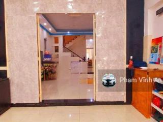 Bán nhà 2 tầng mặt tiền đình phong phú  110m2(4.5x24m)  14.2 tỷ
