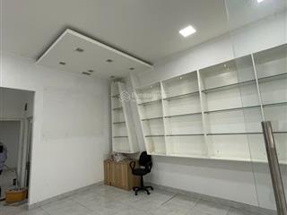 Mt kinh doanh đình phong phú  80m2 ngang 5.3m  8.1 tỷ