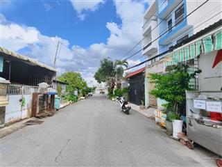 Dãy trọ gần metro  90m2  đường 10m ô tô quay đầu