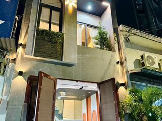 Nhà chính chủ cần bán ngay trong tháng giá2tỷ4, (4x15) vuông vứt 3pn 3wc cách mt 5m, sổ hồng riêng