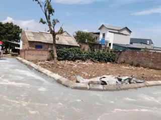 Chính chủ bán đất đẹp 200m² tại phú cát, quốc oai  lô góc, mặt tiền 13m, giá 3.9 tỷ