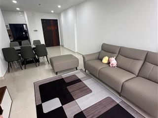 Chính chủ bán căn góc 2pn 73m2 khu phú đông sky garden, gần phạm văn đồng, tặng nội thất.
