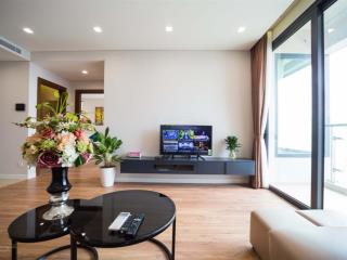 Chủ nhà bán góc căn 3 ngủ 2wc 86m2 tầng trung, view đẹp, đủ đồ, sổ đỏ. giá 7,99 tỷ the legend