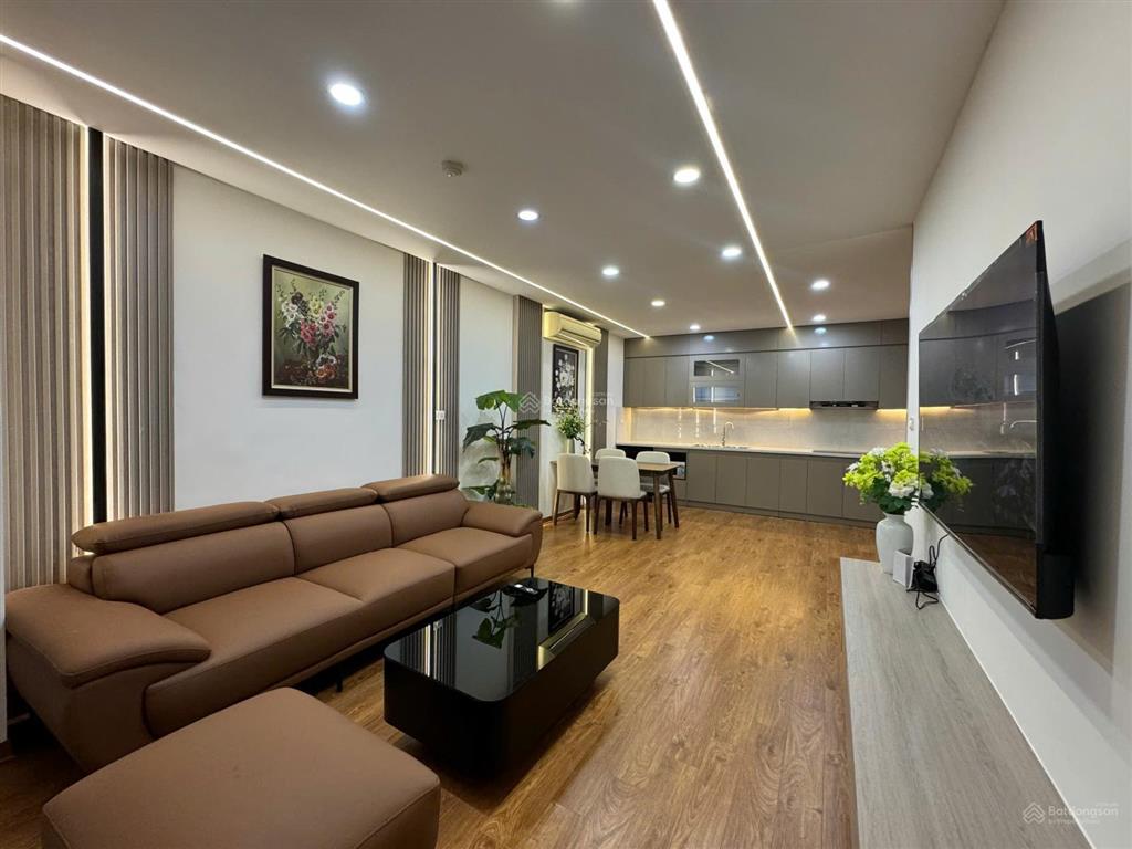 Chính chủ bán căn góc 3 ngủ 132m2 tòa flc complex, ban công đông nam, full nội thất. giá 8,5 tỷ