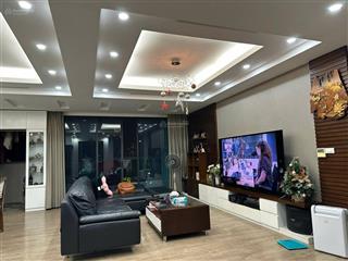 Gia đình bán căn góc 3 ngủ view hồ công viên 128m2, nhà đẹp, đủ đồ, sổ đỏ. giá 9,9 tỷ times tower