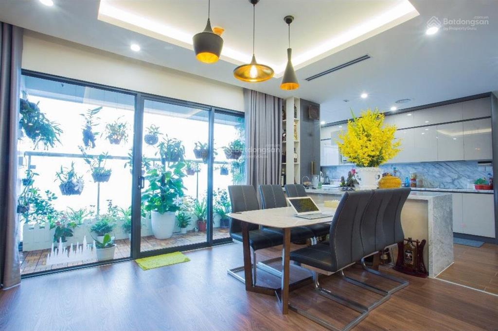 Gia đình bán căn góc 3pn2wc 100m2, ban công đông nam, đủ đồ, có slot. giá 9,5 tỷ imperia garden