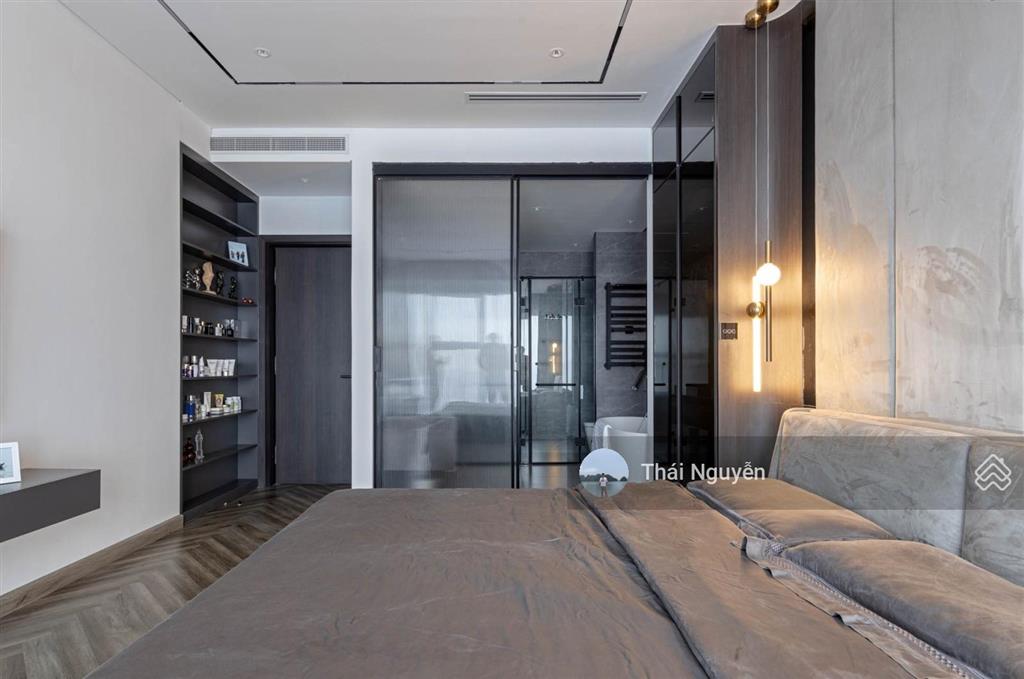 (giá chuẩn) bán căn 3 ngủ 2wc 128m2 times tower, view hồ, nhà đẹp, có slot ô tô, sổ đỏ. giá 12 tỷ