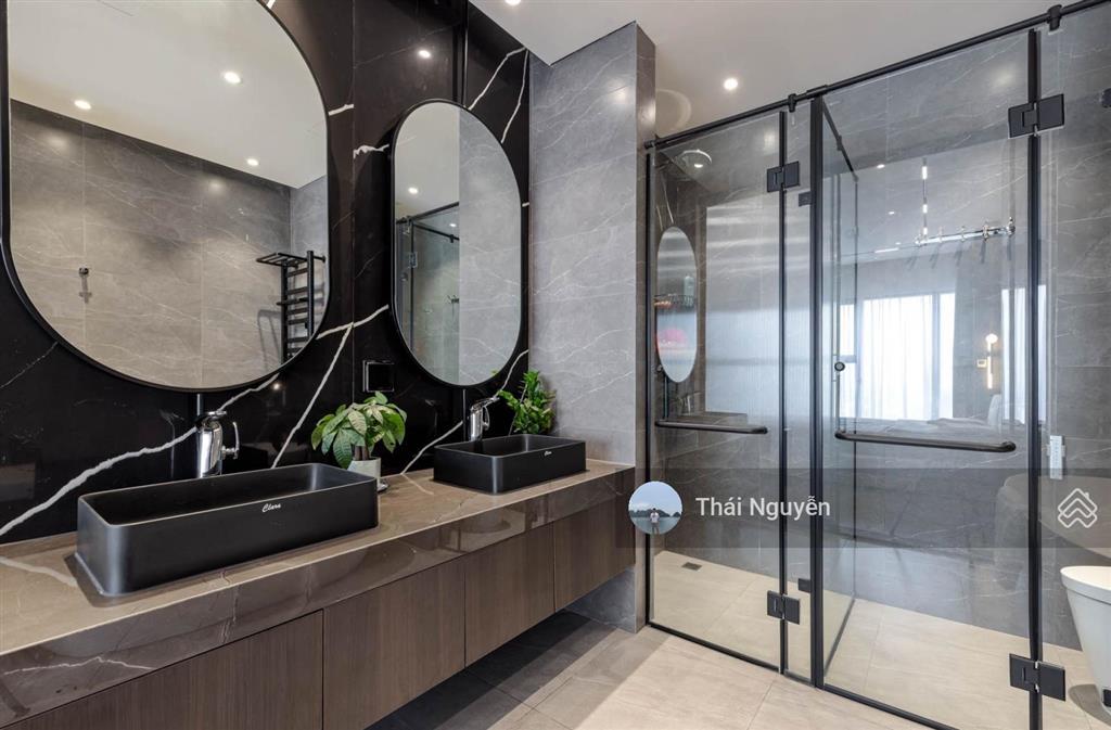 (giá chuẩn) bán căn 3 ngủ 2wc 128m2 times tower, view hồ, nhà đẹp, có slot ô tô, sổ đỏ. giá 12 tỷ