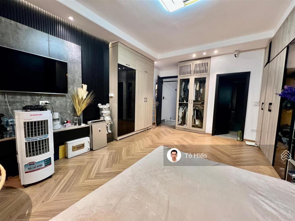 Siêu phẩm trung kính  view hồ  90m2  ô tô vào nhà  ngõ thông kinh doanh  cho thuê