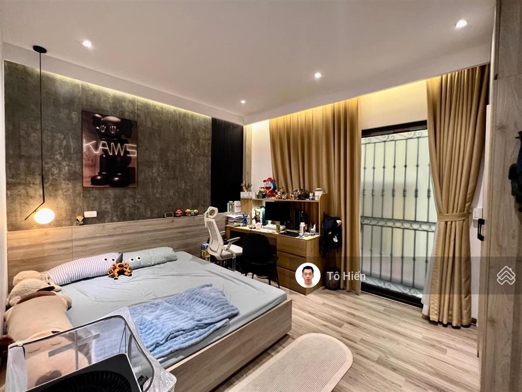 Siêu phẩm trung kính  view hồ  90m2  ô tô vào nhà  ngõ thông kinh doanh  cho thuê