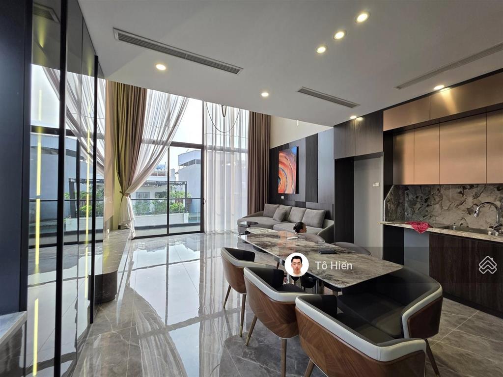 Hạ sốc 3 tỉ  phân lô xuân thủy  62m2  7 tầng thang máy  gara ô tô  full nội thất  sát phố !!!