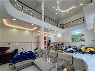 Mặt tiền kinh doanh ngang 10m ngay hoà bình, luỹ bán bích, 240m2, chủ gấp bán thương lượng tốt