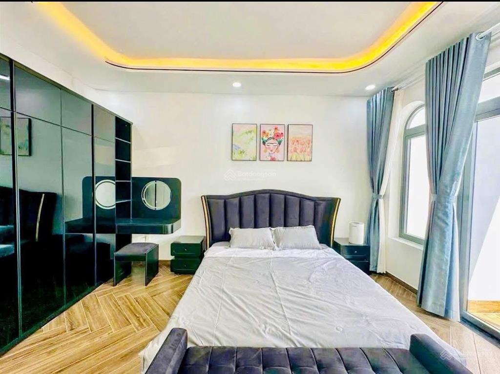 5 tầng thang máy + nội thất cao cấp  88m2 (4x22m) hẻm 8m  9 tỷ xíu!