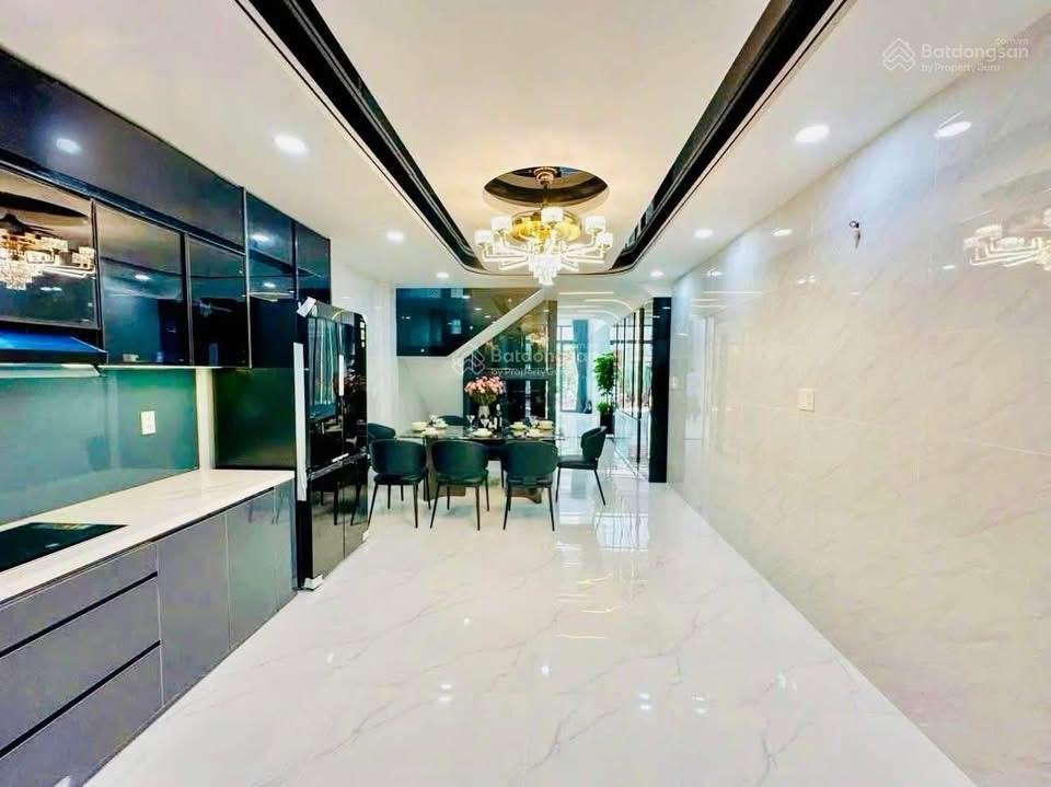 5 tầng thang máy + nội thất cao cấp  88m2 (4x22m) hẻm 8m  9 tỷ xíu!