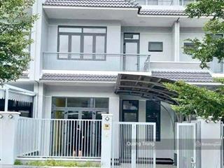 Cho thuê nhà thương mại dịch vụ phường phú mỹ, tp. tdm  em 0965 133 ***