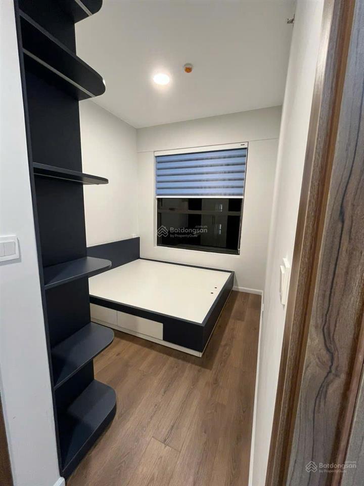 Giá tốt 2tỷ050 opal skyline 66m2 full nội thất, tầng trung view nội khu đẹp, vay 70%, sẵn sổ ạ