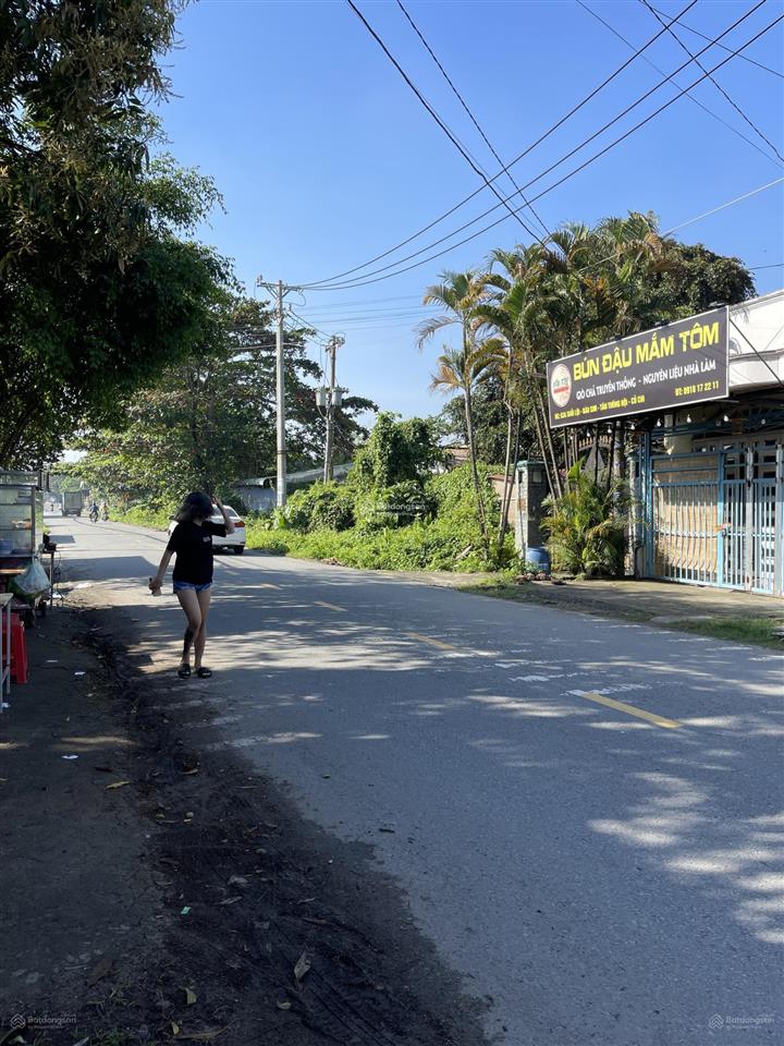 Kẹt tiền cần ra nhanh lô đất 192m2 xã tân thông hội giá 900tr