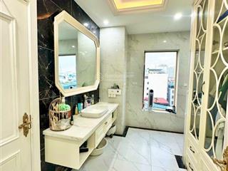 Siêu phẩm mặt phố víp cầu giấy| vỉa hè 9m| 10 tầng thang máy| kinh doanh vô địch| mặt đường đôi 40m