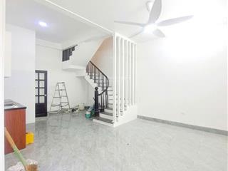 Nhà vip tây mỗ, giá tốt 6.5 tỷ, 30m2, 4pn, 3wc, mặt tiền 6.4m