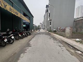 Chdv trịnh văn bô ôtô tránh, vẽ hè 3m, đường 16m, mặt tiền bề thế , dòng tiền tốt cạnh nhiều