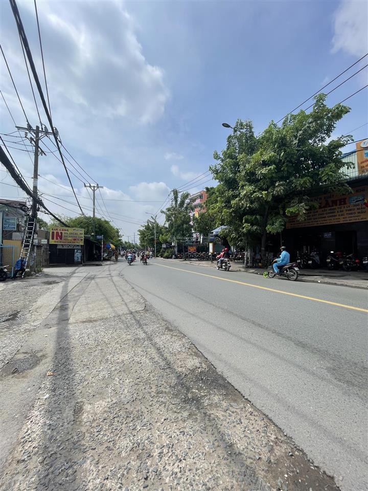 Bán nhà đẹp hẻm 10m đường hương lộ 2, phường bình trị đông a, bình tân diện tích 4x20m, 5,79 tỷ
