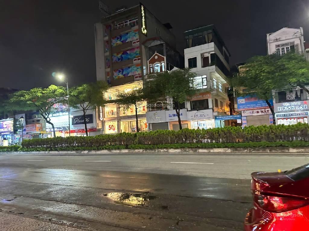 Bán nhà mặt phố việt hưng 42m2, chỉ hơn 13 tỷ, 5 tầng thang máy  vỉa hè rộng kd