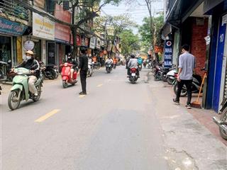 Hoàng công chất  ô tô tránh nhau  kinh doanh  65m2  hơn 14 tỷ