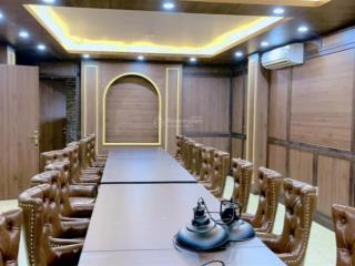 Bán tòa văn phòng phố nguyễn hoàng 266m 98 tỷ 8 tầng