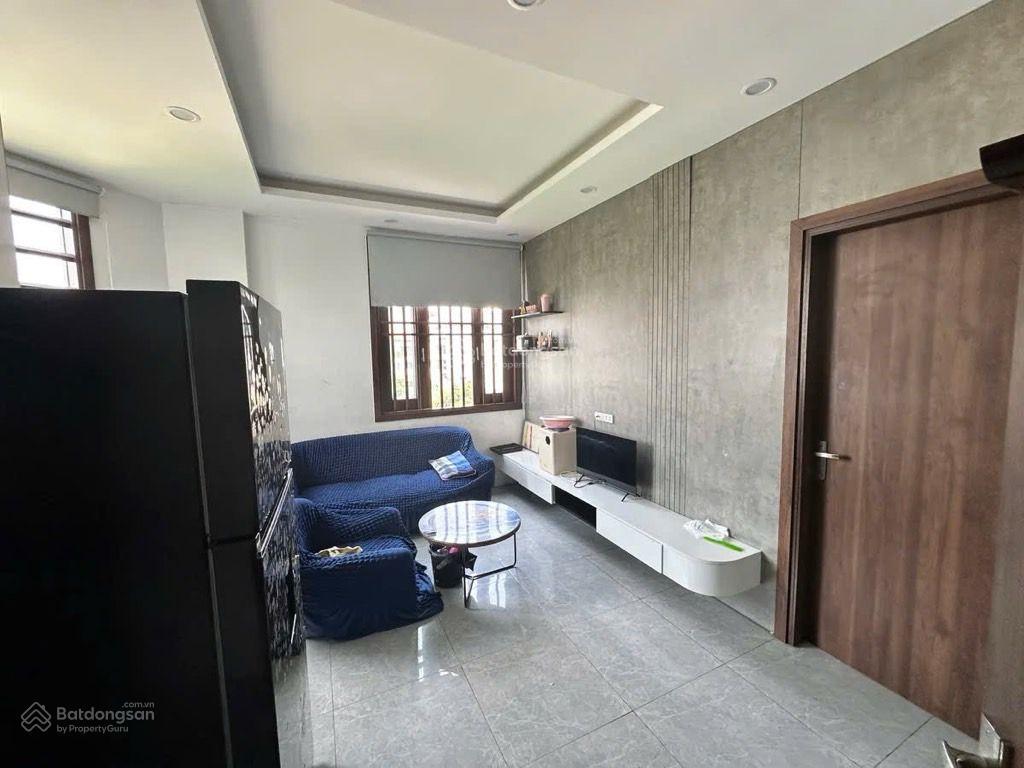 Bán biệt thự vip cầu diễn, 3 mặt tiền, vị trí đẹp, thang máy xịn  127m2  39 tỷ