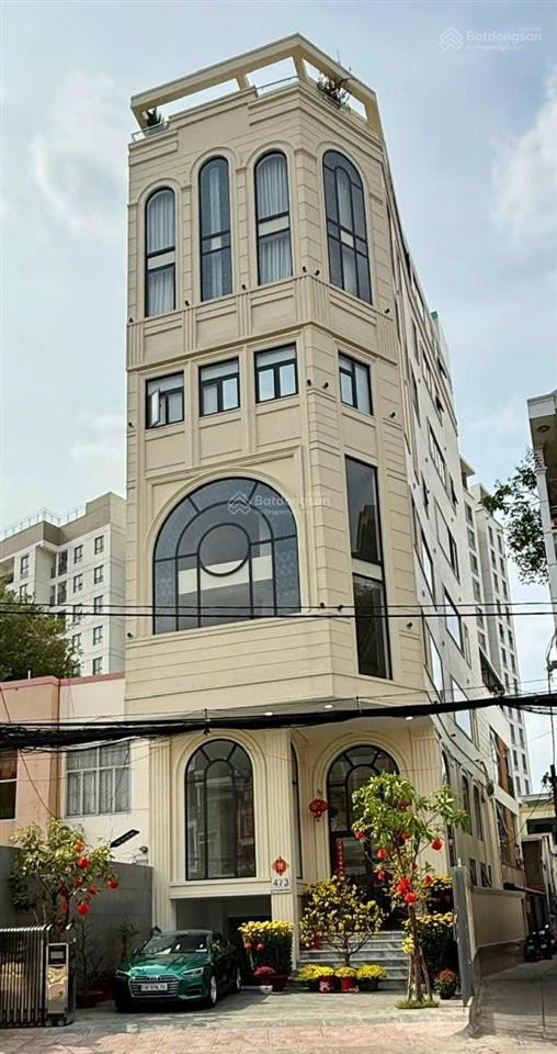 Chính chủ bán toà nhà 2 mt 8mx23m lê quang định hầm + 8 tầng nổi