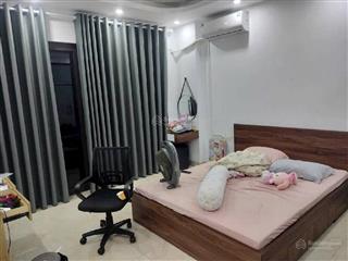 Bán gấp nhà mễ trì hạ 35m * 5 tầng ngõ thông, gần ô tô  chợ dân sinh , dân xây chắc chắn ở sướng