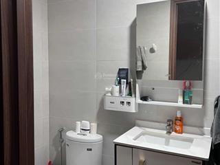 Cần cho thuê căn hộ 72m2 có ít nội thất giá 9.5 triệu.  0936 894 *** minh thanh