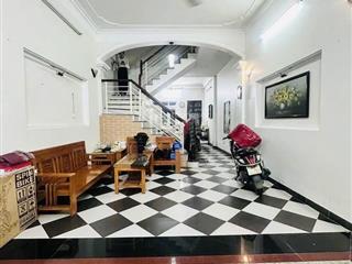 Cổ nhuế bán nhà 75m2 x 4 tầng x 4,5m chào 14,8tỷ , ngõ nông , gần ô tô , dân xây ngõ n