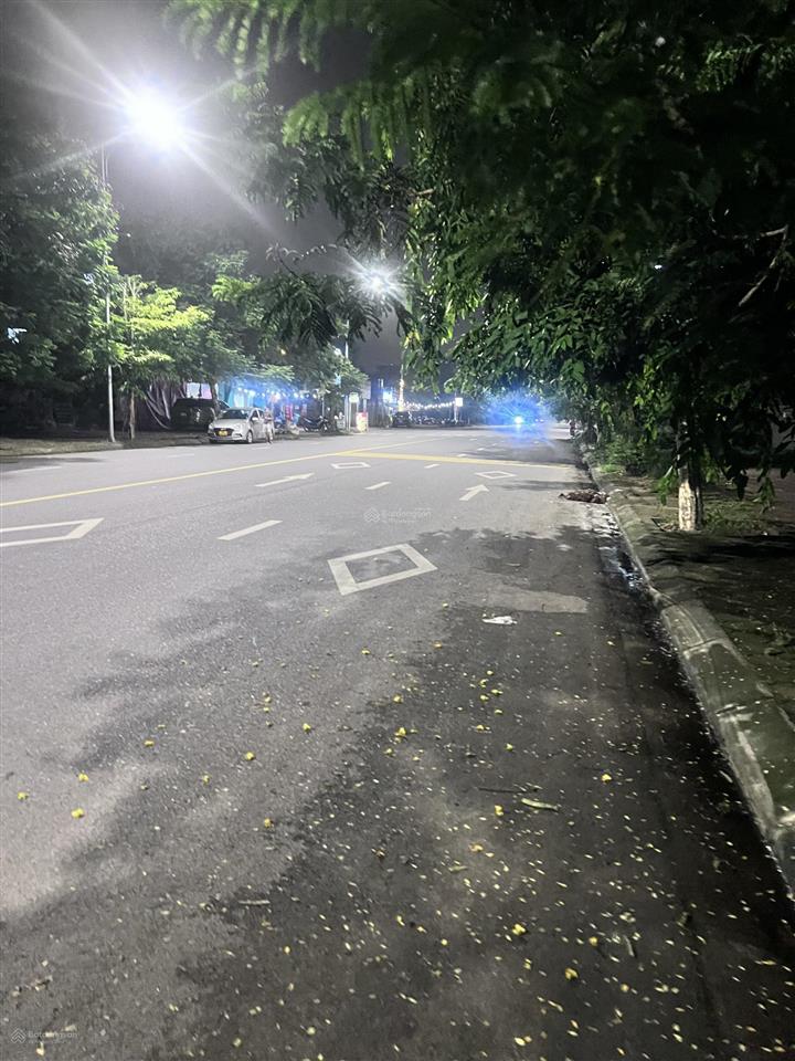 Thuỵ phương 78m2 x 3 tầng x mt 5,45m ngõ to , to góc , dân xây 8,3tỷ 0869 771 ***